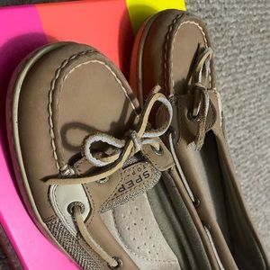 Women’s Sperry Angelfish boat shoes.